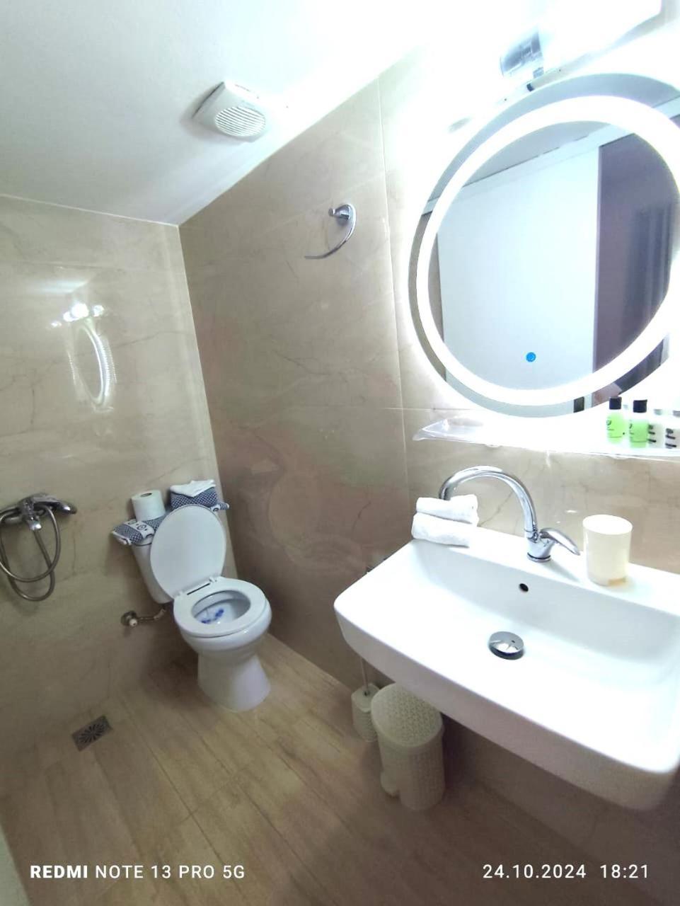 Libyan Anima Maisonette & Double Rooms Paleochora Buitenkant foto